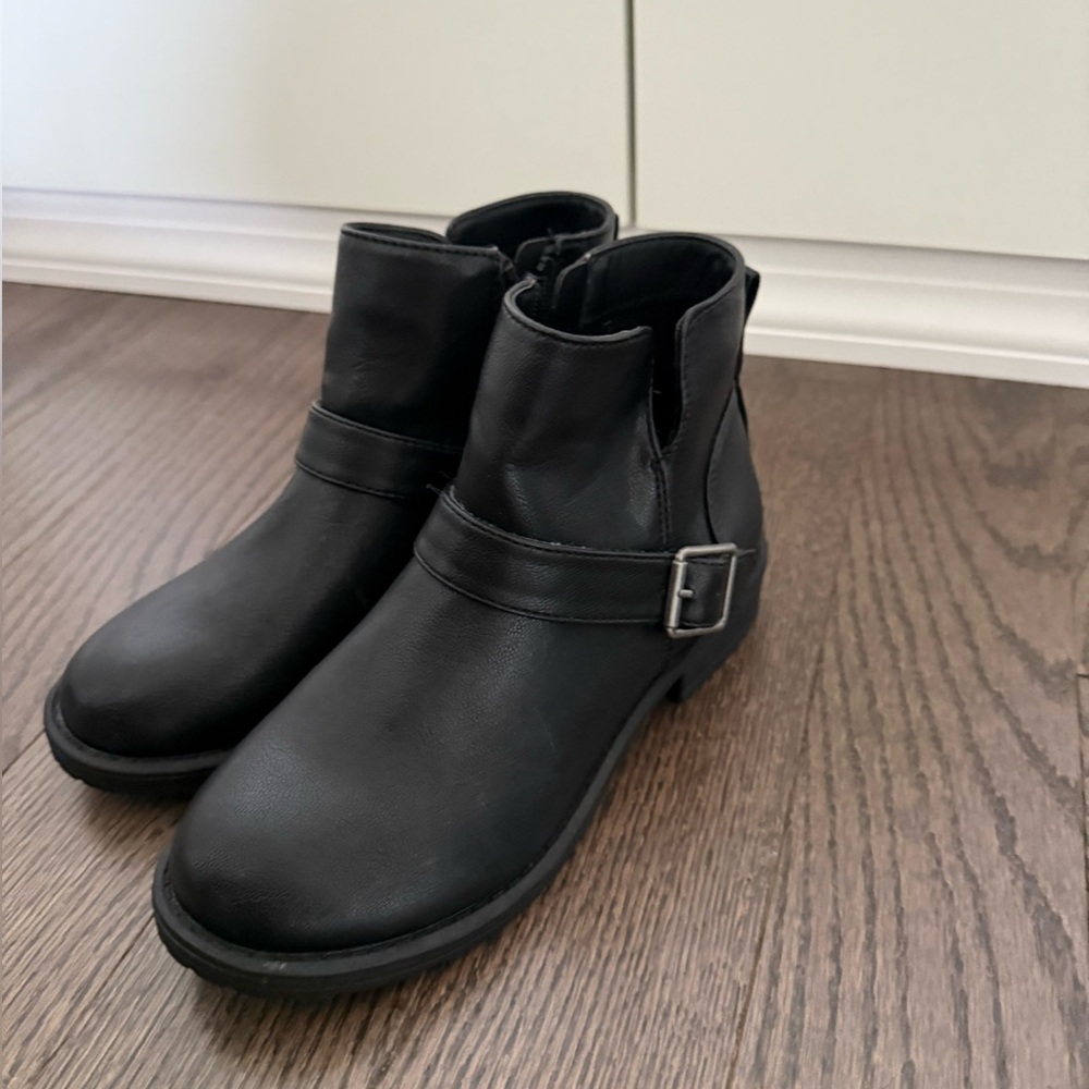 Black Ankle Boots for girls size 3